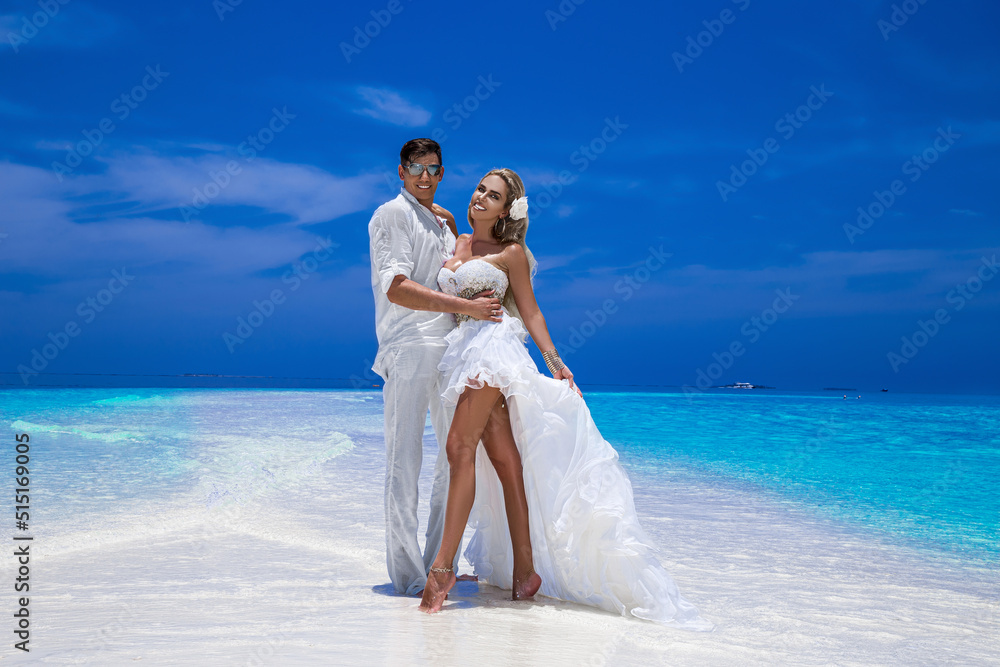 Beach couple dress cheap