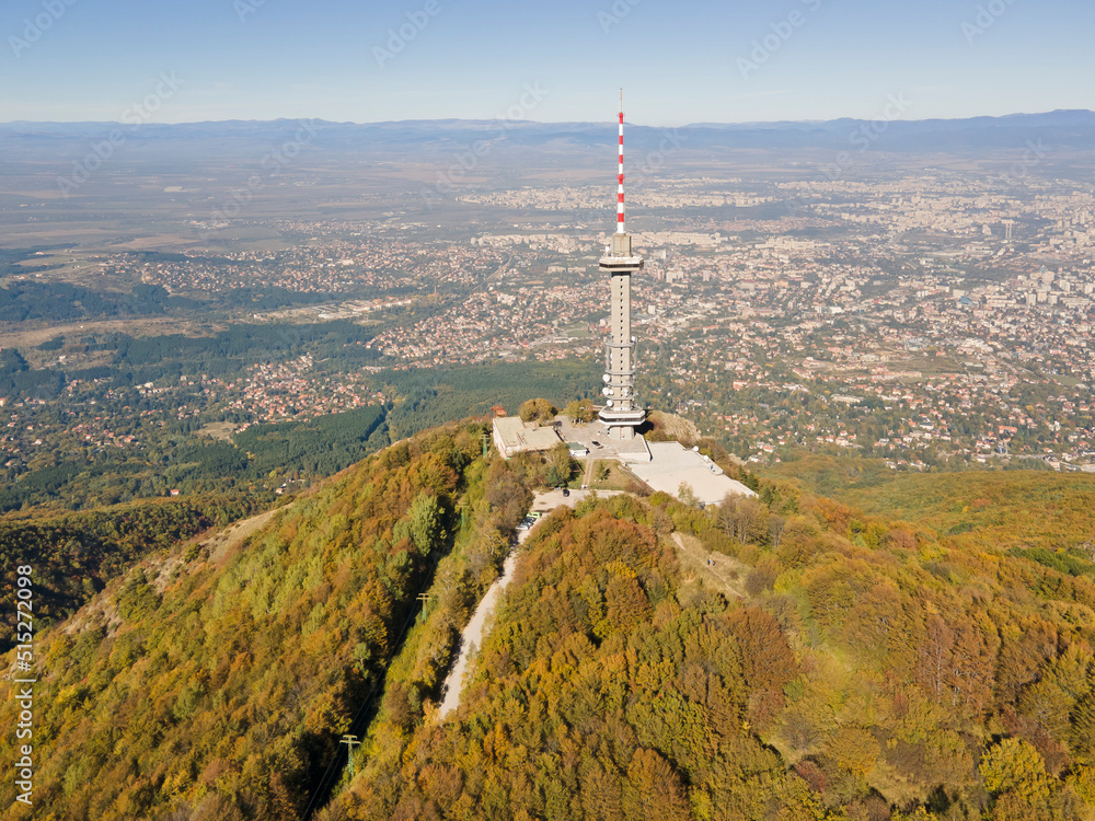 Obraz premium Aerial view of Vitosha Mountain at Kopititoto area, Bulgaria