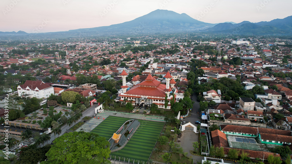 Fototapeta premium Aerial view of The Largest Mosque Agung Cianjur, Ramadan Eid Concept background, Travel and tourism. Cianjur, Indonesia, July 6, 2022