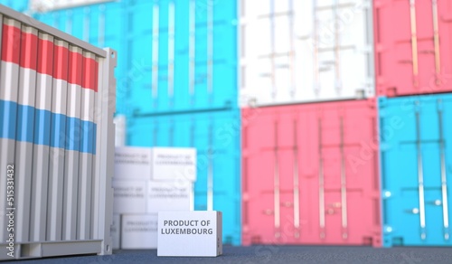 Foto Box with PRODUCT OF LUXEMBOURG text and cargo containers