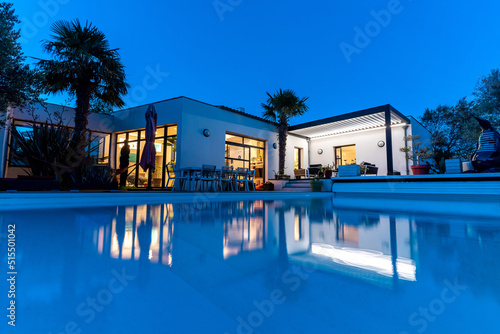 night shot of a modern house with pergola bioclimatic © mathilde