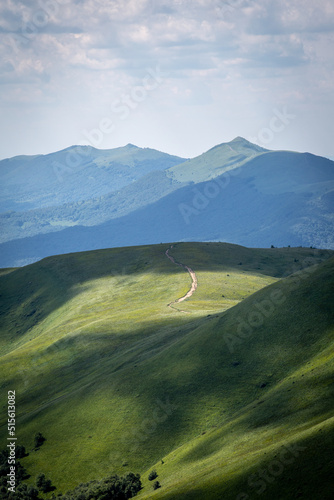 Szlaki w Polskich Bieszczadach - Widok z szczytu Tarnicy © Pawe