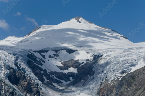 Pasterze Glacier with Johannisberg summit in Austria © Luca