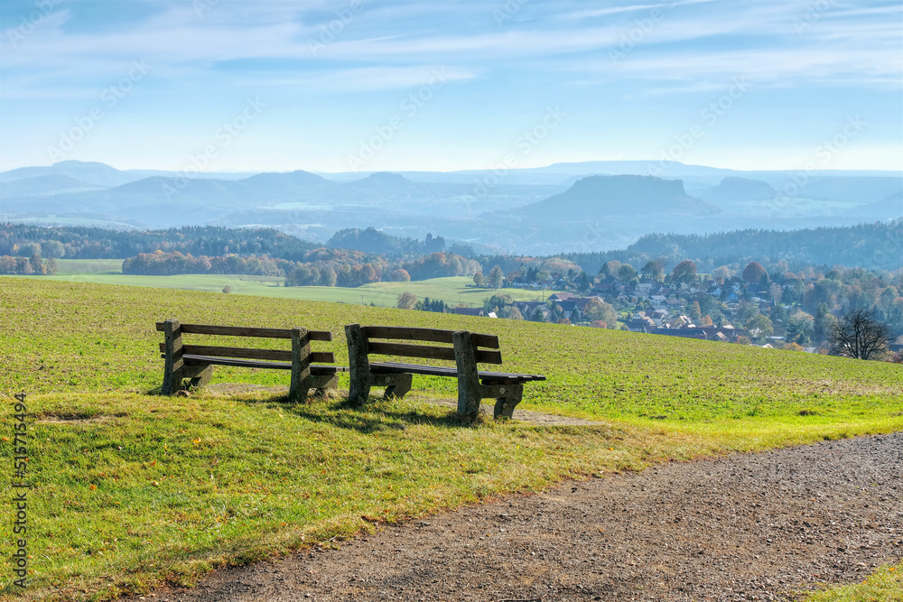 Hohburkersdorfer Rundblick in der Sächsische Schweiz - mountains in autumn, view to the Saxon Switzerland