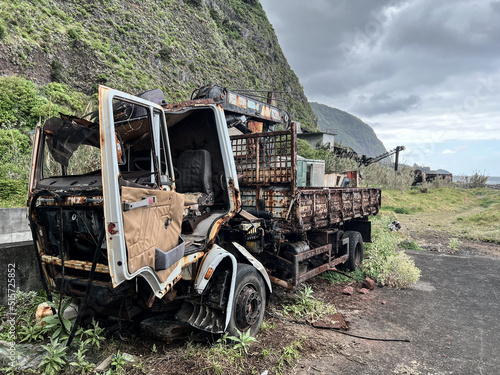 zurückgelassener LKW