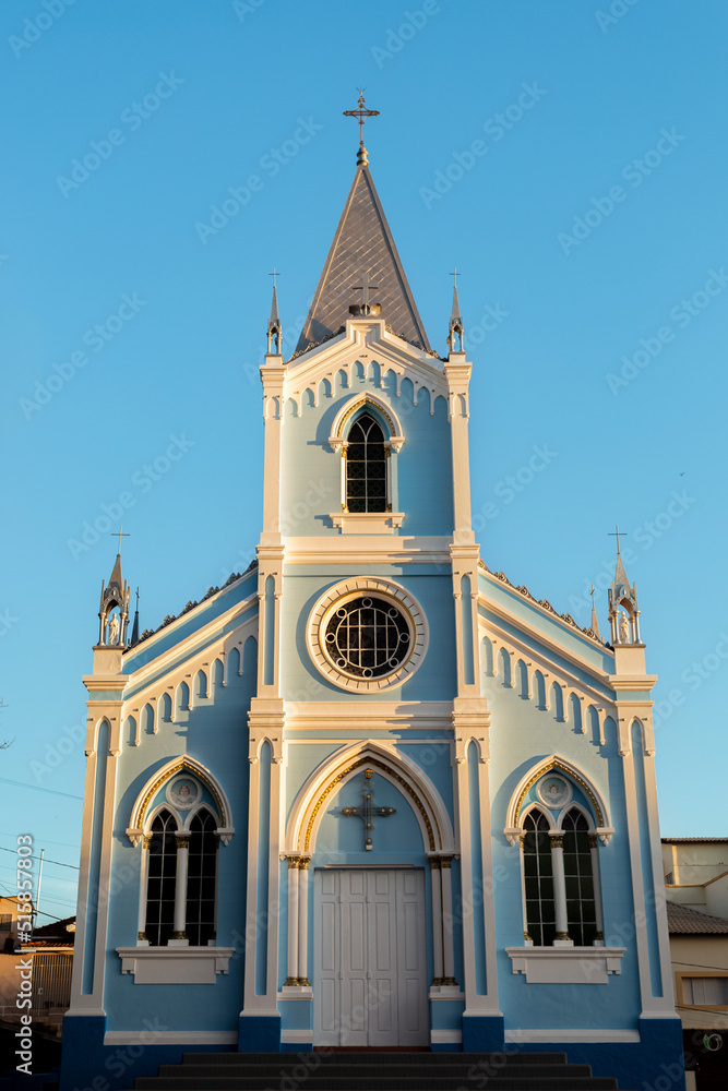 Paraguaçu, Minas Gerais, Brasil: Arquitetura estilo gótica da Igreja de Nossa Senhora Aparecida no Sul de Minas Gerais