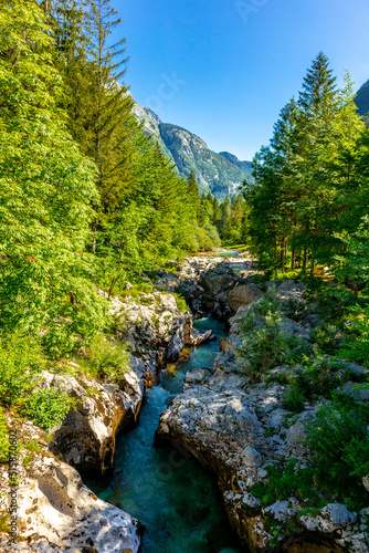 Willkommen im wunderschönen Soča-Tal in der Nähe der Julischen Alpen - Slowenien © Oliver Hlavaty