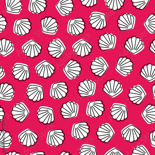 White seashell with pink background seamless pattern.