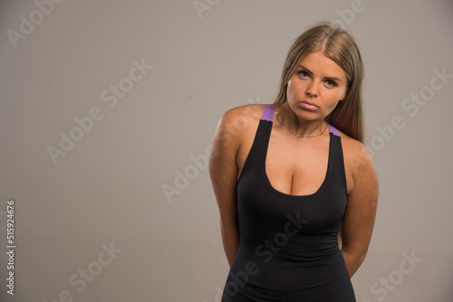 Female model in sport bra looks tired © azerbaijan-stockers