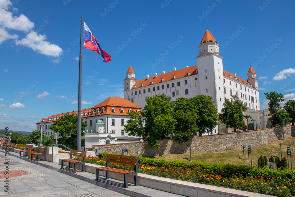 Obraz na płótnie Bratislava Castle is the main castle of Bratislav w salonie