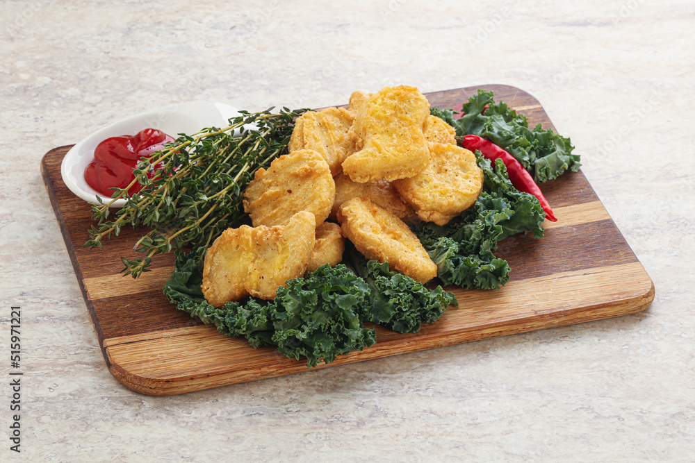 Crispy chicken nuggets with tomato ketchup Crispy chicken nuggets with tomato ketchup