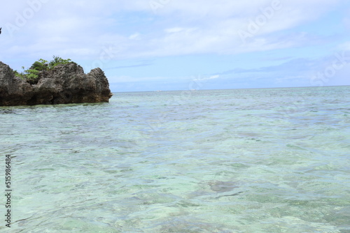 透き通る石垣島の海
