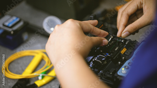 Canvastavla Fiberoptic Fusion Splicing Technician , Internet cable connection, fiber optic fusion splicing machine