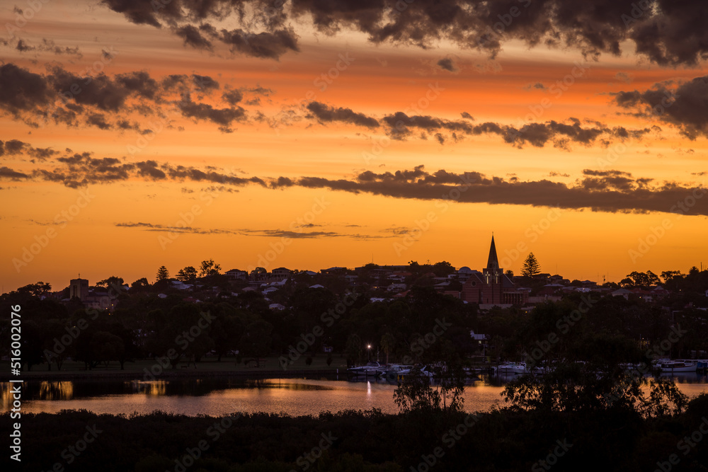 Obraz premium Golden sky after the sun has set overlooking Leschenault Inlet