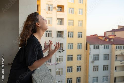 Depressed girl crying and want to suicide © azerbaijan-stockers