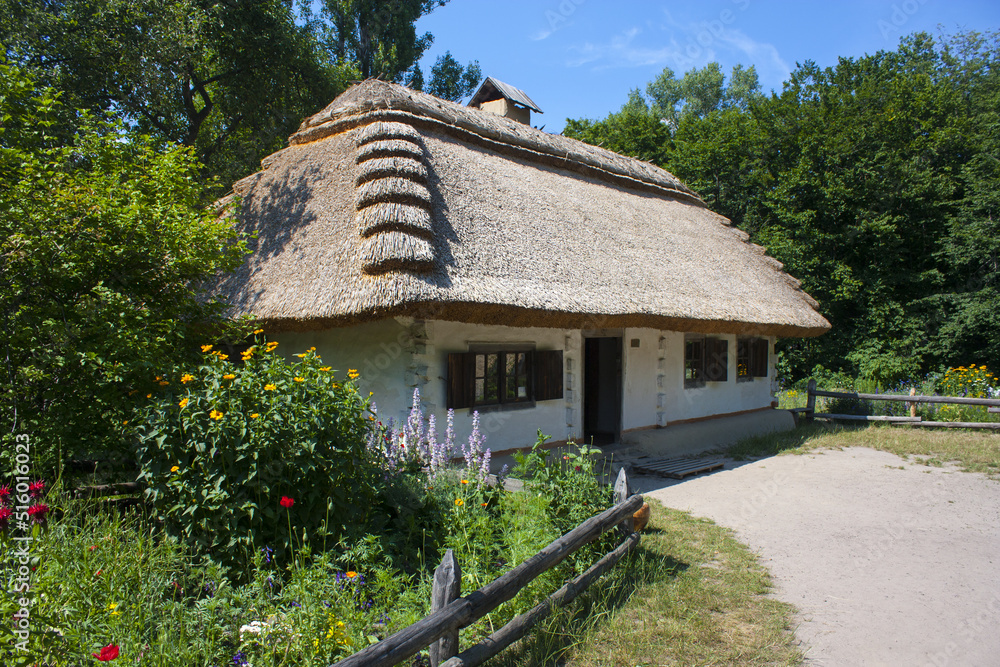 Traditional Ukrainian house in Pirogovo, Ukraine Traditional Ukrainian house in Pirogovo, Ukraine