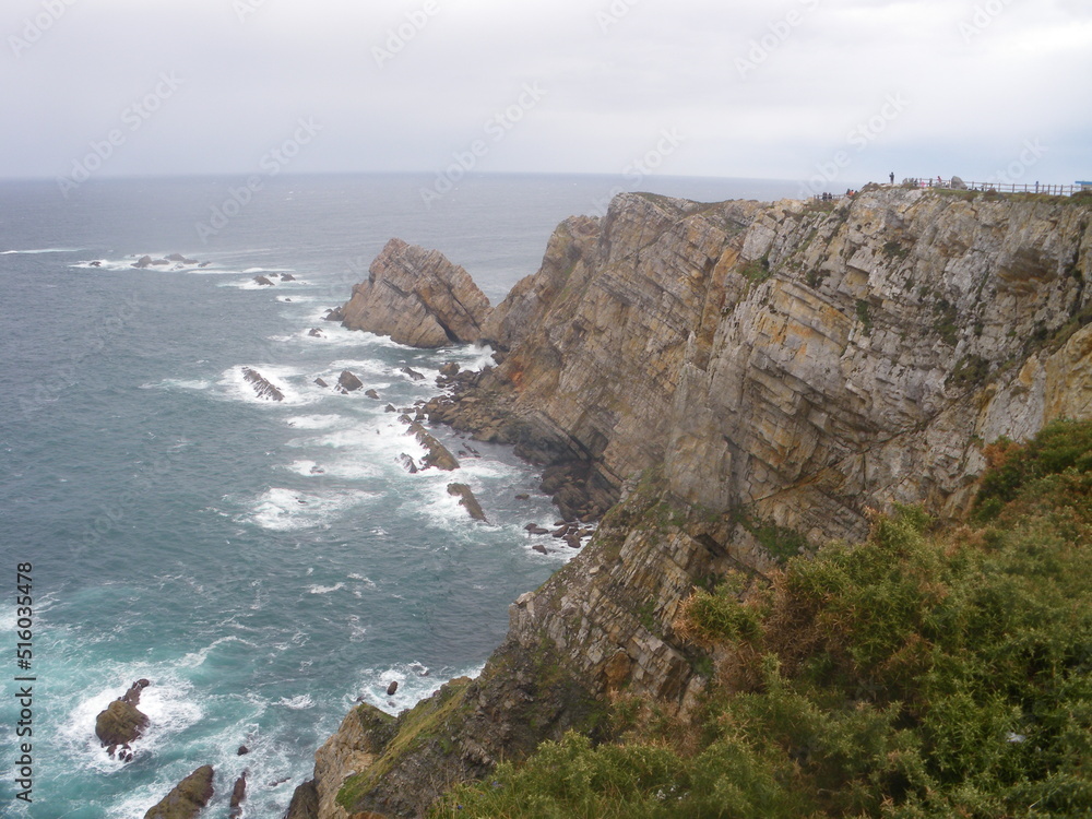 Costa y monte, en Asturias, tan distinto y bello a lavez. España. Costa y monte, en Asturias, tan distinto y bello a lavez. España.