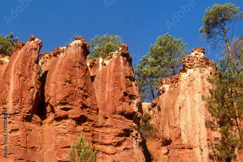 Les ocres de Roussillon, Parc naturel régional du Luberon, 84, Vaucluse