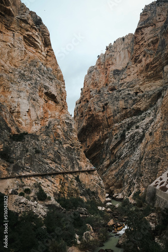 Wallpaper Mural Skały, góry, wędrówka Torontodigital.ca