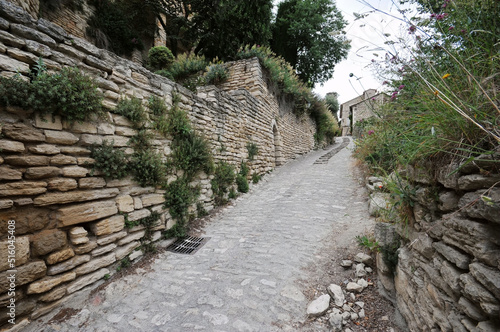 Photo of the Path in Gordes where is the typical medieval town in South France