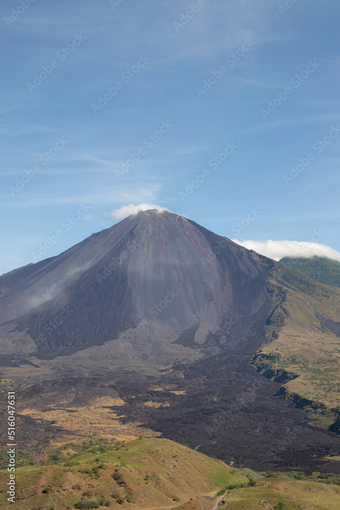 Naklejka premium volcano