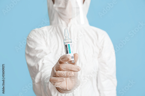 Scientist with monkeypox va...