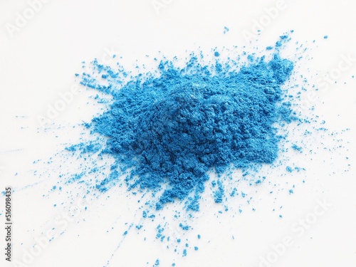 The lake blue mica powde