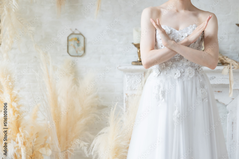 Naklejka premium 日本人の花嫁・ウェディングドレス