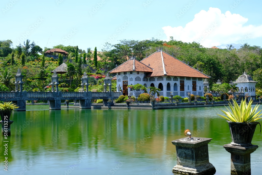 Obraz premium resort on the water