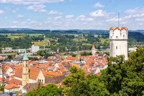 Tableau sur toile View of Ravensburg city from above with Mehlsack Turm tower and old town in Germ