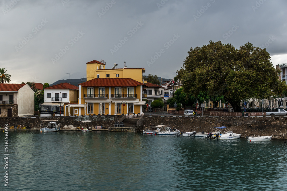 houses on the river