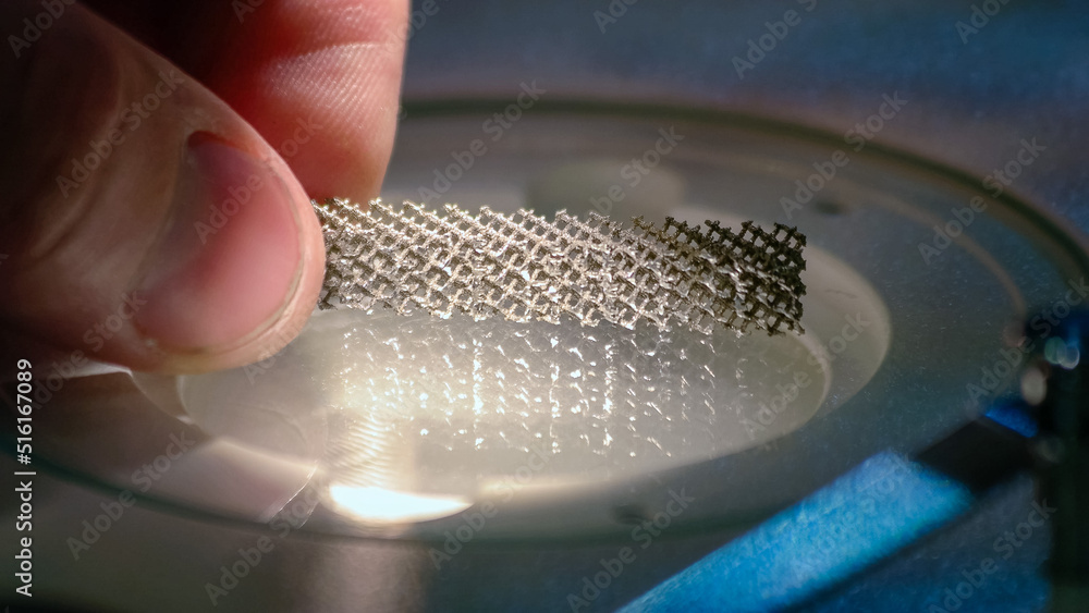 Фотография Industrial machine with lightened metallic lattice structure