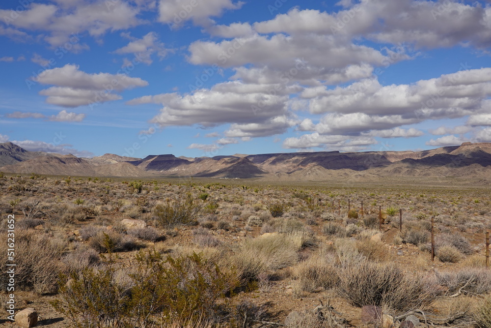Mojave Desert, CA - Sierra Nevada Mountains Mojave Desert, CA - Sierra Nevada Mountains