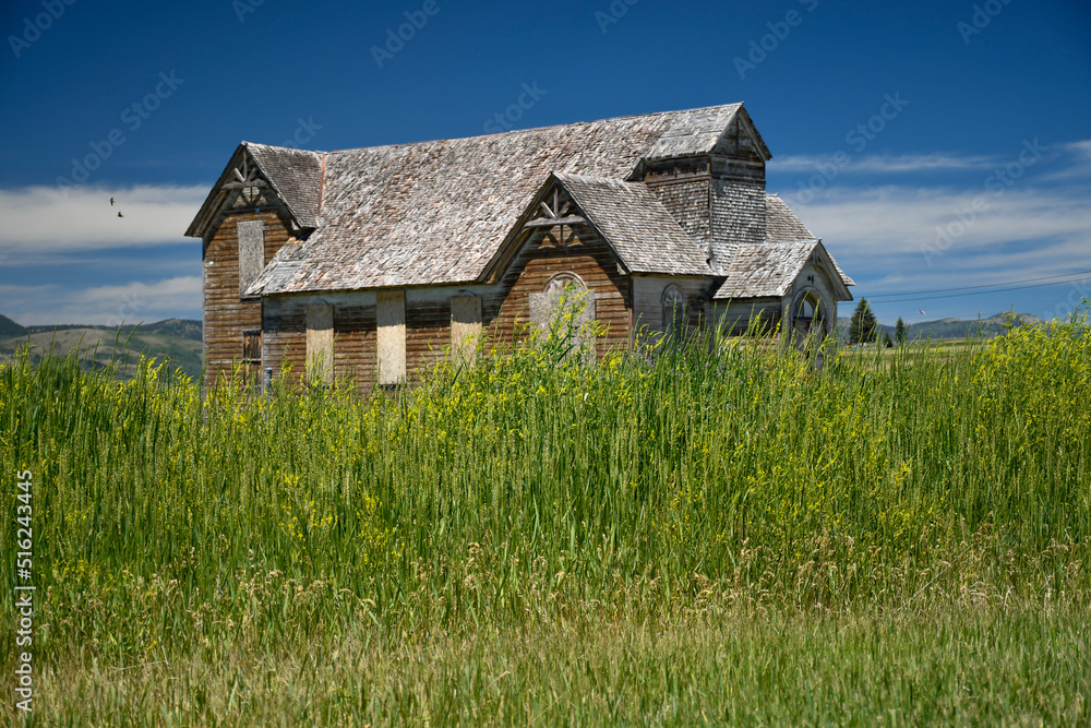 Fototapeta premium Abandoned old church in Cedar Lane, Paris Idaho