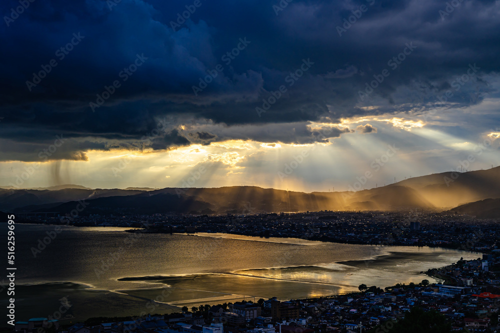 Obraz premium 夕暮れの立石公園からの風景