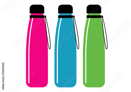 Botellas reutilizables en fucsia, azul y verde