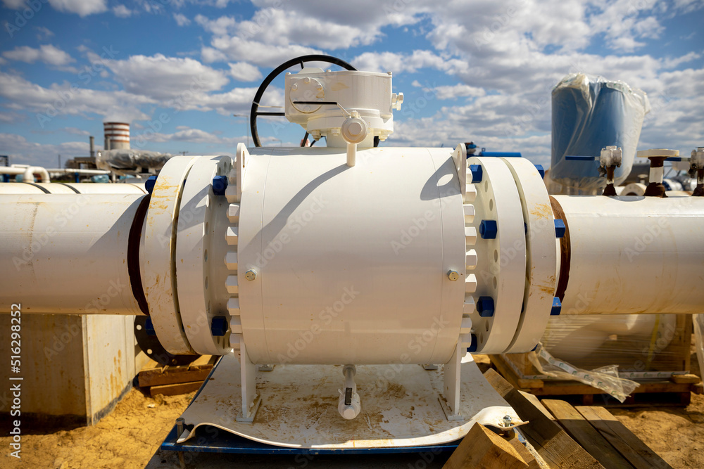Interconnected natural gas pipeline network Interconnected natural gas pipeline network