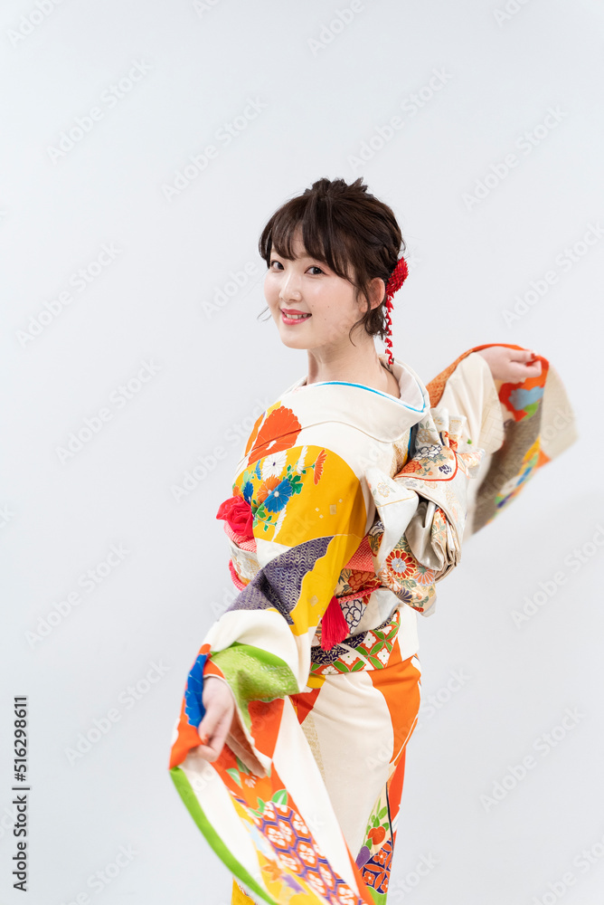 着物を着た女性 着物を着た女性