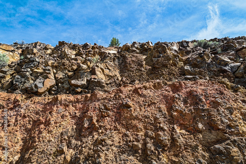 Rocky cliffs along Highway 26 east of Dayville, Oregon, USA