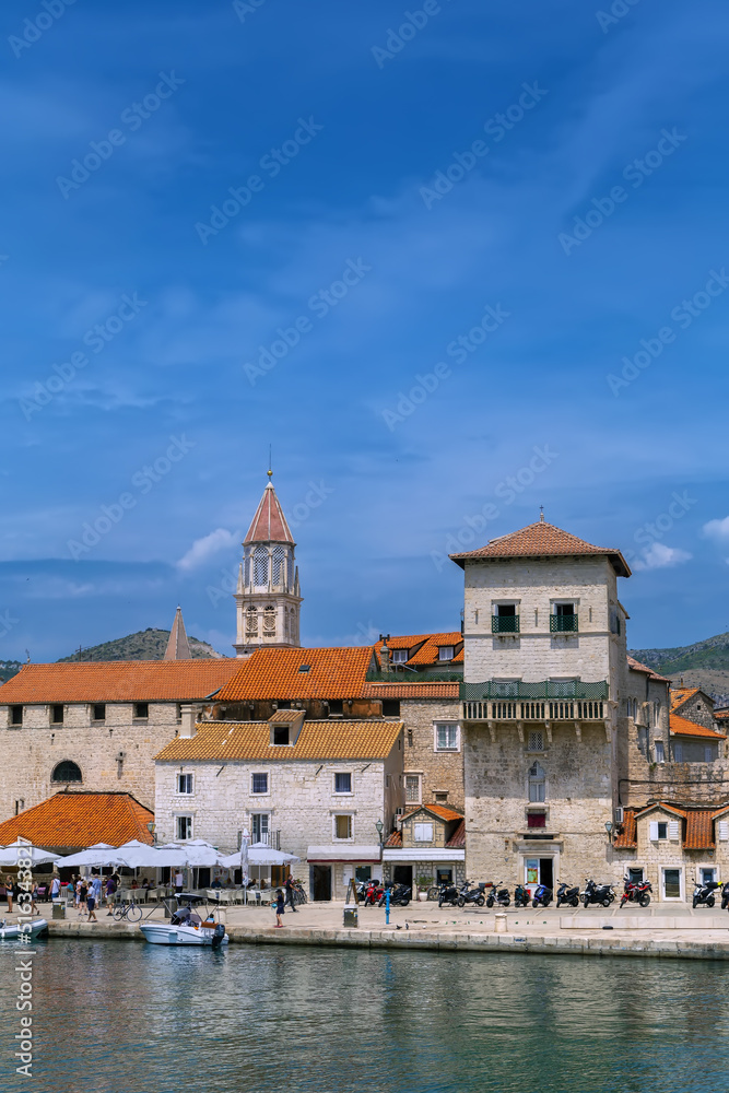 Houses on the embankment, Trogir, Croatia Houses on the embankment, Trogir, Croatia