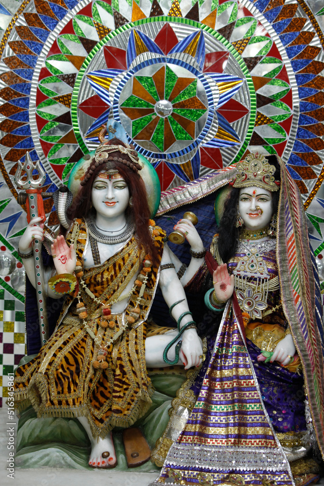 Shiva and Parvati sculpture in a Hardwar temple