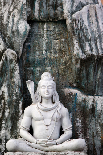 Shiva statue in Lakshman temple, Rishikesh