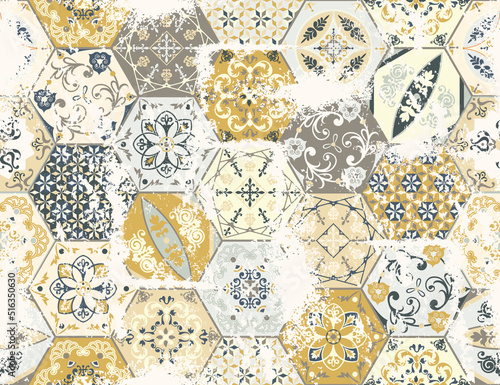 Seamless vintage pattern with scuffed effect. Patchwork tile. Hand-drawn seamless abstract tile pattern. Azulejos patchwork tiles. Portuguese and Spanish decor. Hexagonal pattern.