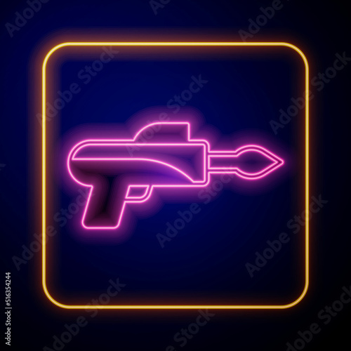 Glowing neon Fishing harpoon icon isolated on black background. Fishery manufacturers for catching fish under water. Diving underwater equipment. Vector