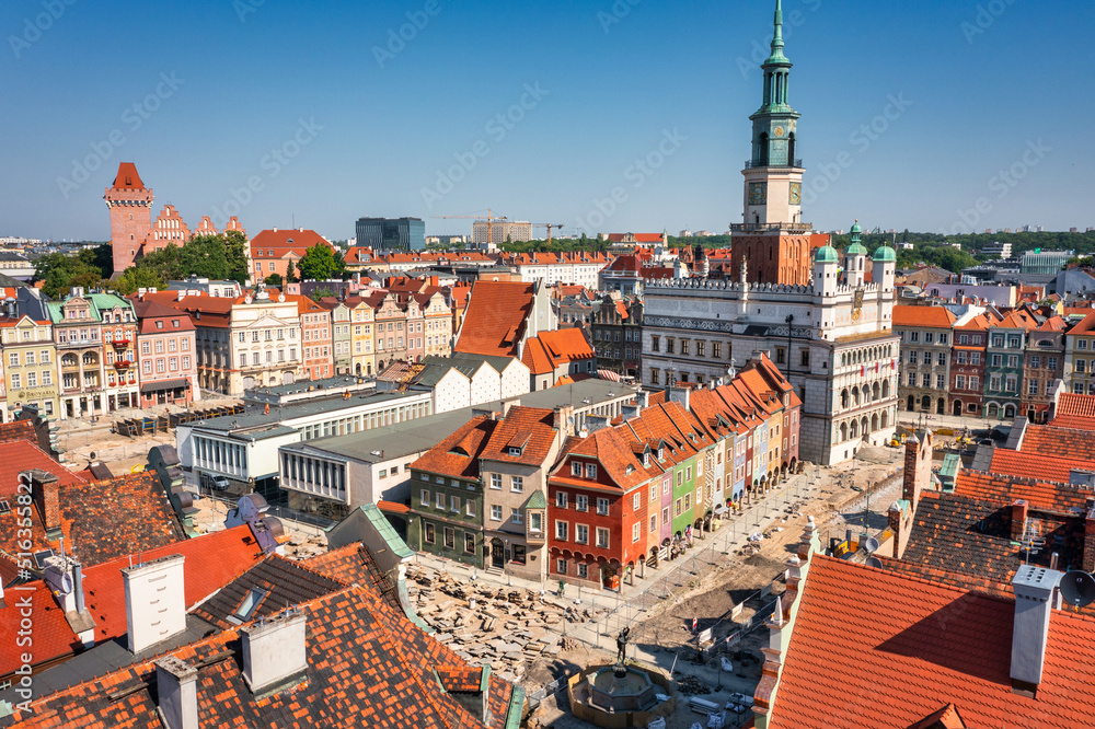 Obraz na płótnie Beautiful architecture of the Main Square in Poznan at summer. Poland w salonie
