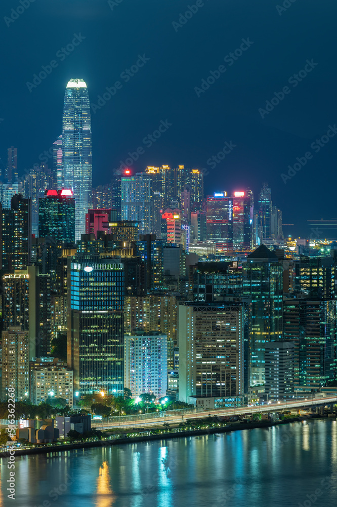 Fototapeta premium Night scenery of downtown district of Hong Kong city