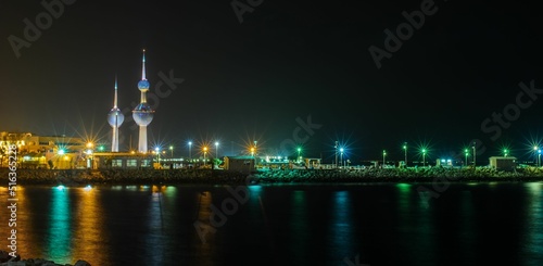 Obraz na plátne Illuminated night view of Kuwait city and famous towers