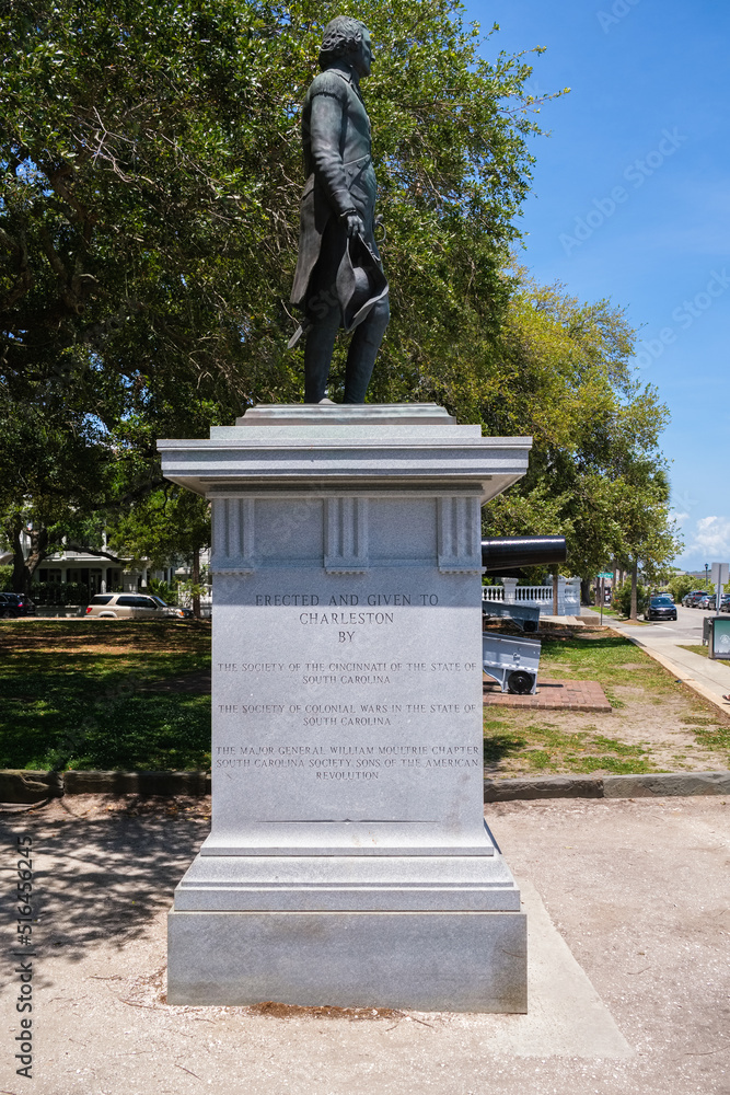 Obraz premium The monument of General William Moultrie of the American revolutionary war located in the White Point Garden in Charleston, South Carolina