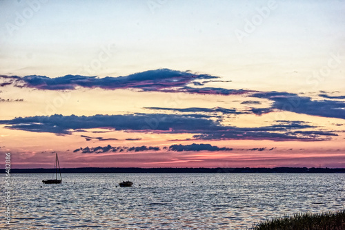 Sonnenuntergang am Steinhuder Meer.Aufenthalt am Steinhuder Meer  photo