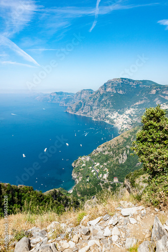 Fototapeta Naklejka Na Ścianę i Meble -  Amalfi Coast seen from the Path of the Gods. Positano, italy
